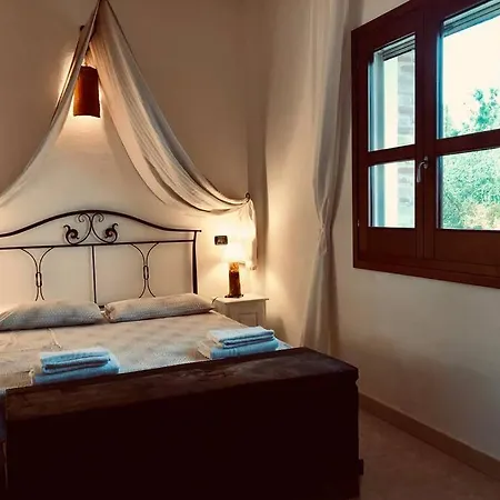 Pedduzza Nel Golfo Di Villa *